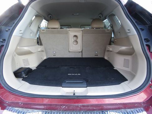 Used 2018 Nissan Rogue SL image 16