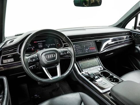 Used 2025 Audi Q7 3.0T Premium Plus AWD/4WD image 5