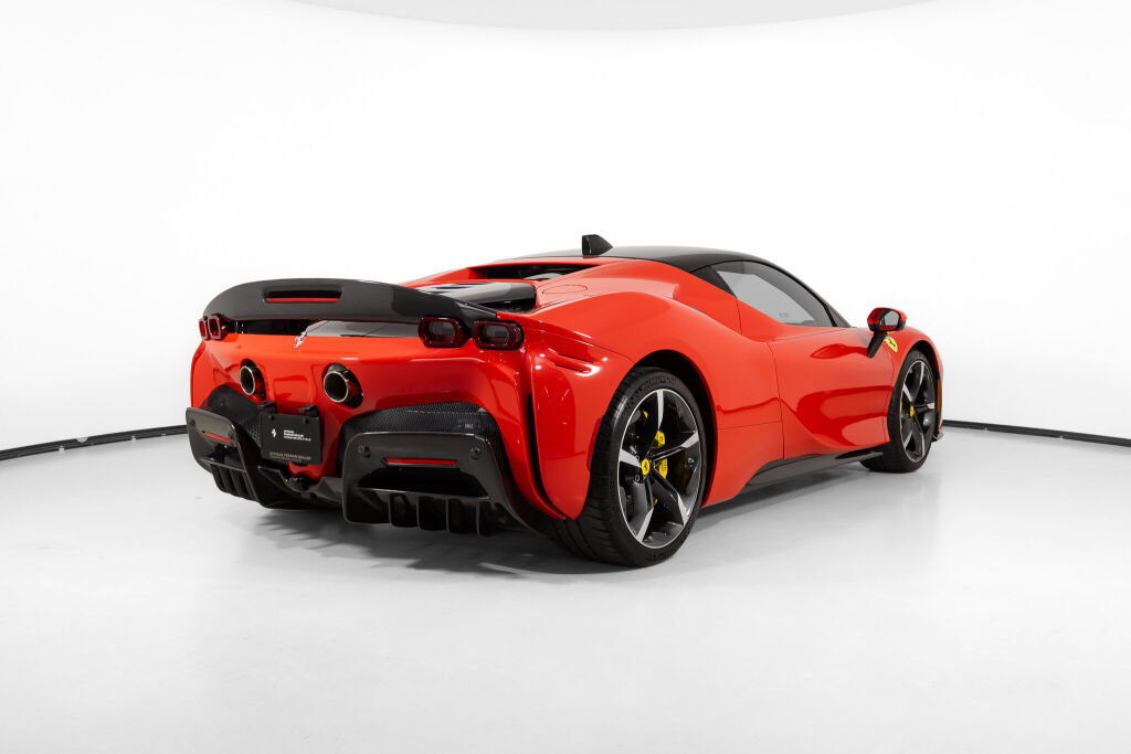 Used 2023 Ferrari SF90 Stradale AWD/4WD image 8