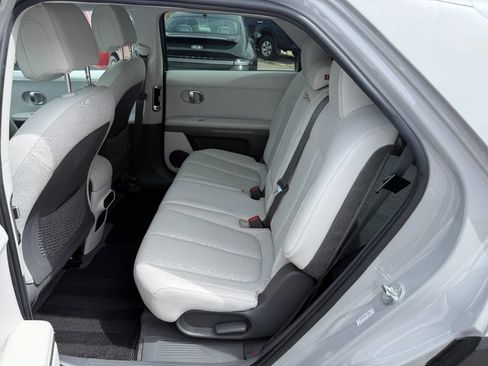 Used 2023 Hyundai Ioniq 5 SEL w/ Cargo Package image 4