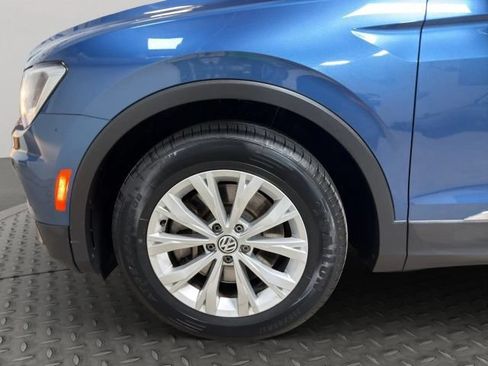 Used 2018 Volkswagen Tiguan SE AWD/4WD image 24