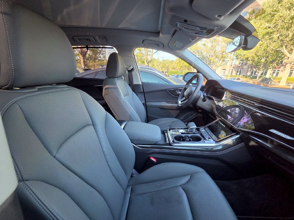 Certified 2026 Audi Q7 2.0T Premium Plus AWD/4WD image 9