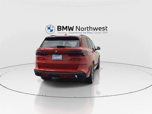 New 2026 BMW X5 xDrive40i w/ Executive Package image 2