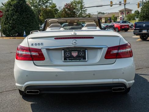 Used 2011 Mercedes-Benz E 550 Cabriolet image 6