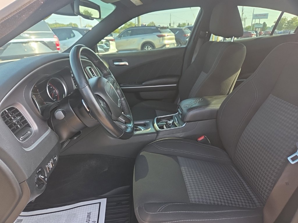 Used 2021 Dodge Charger SXT w/ Driver Convenience Group AWD/4WD image 14