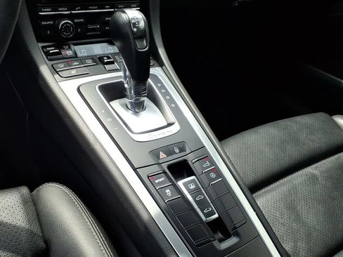 Used 2014 Porsche 911 Carrera RWD image 18