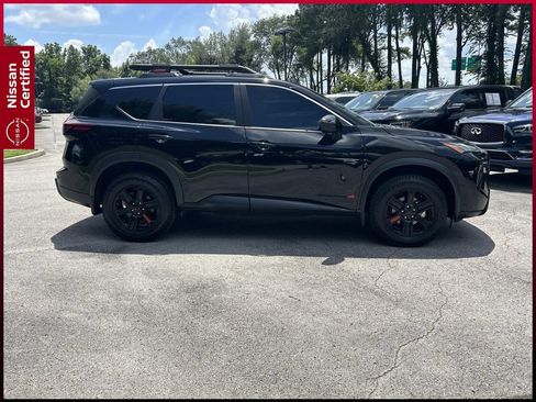 Certified 2025 Nissan Rogue SV AWD/4WD image 8