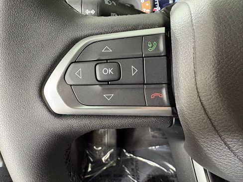 New 2026 Jeep Compass Latitude AWD/4WD image 23