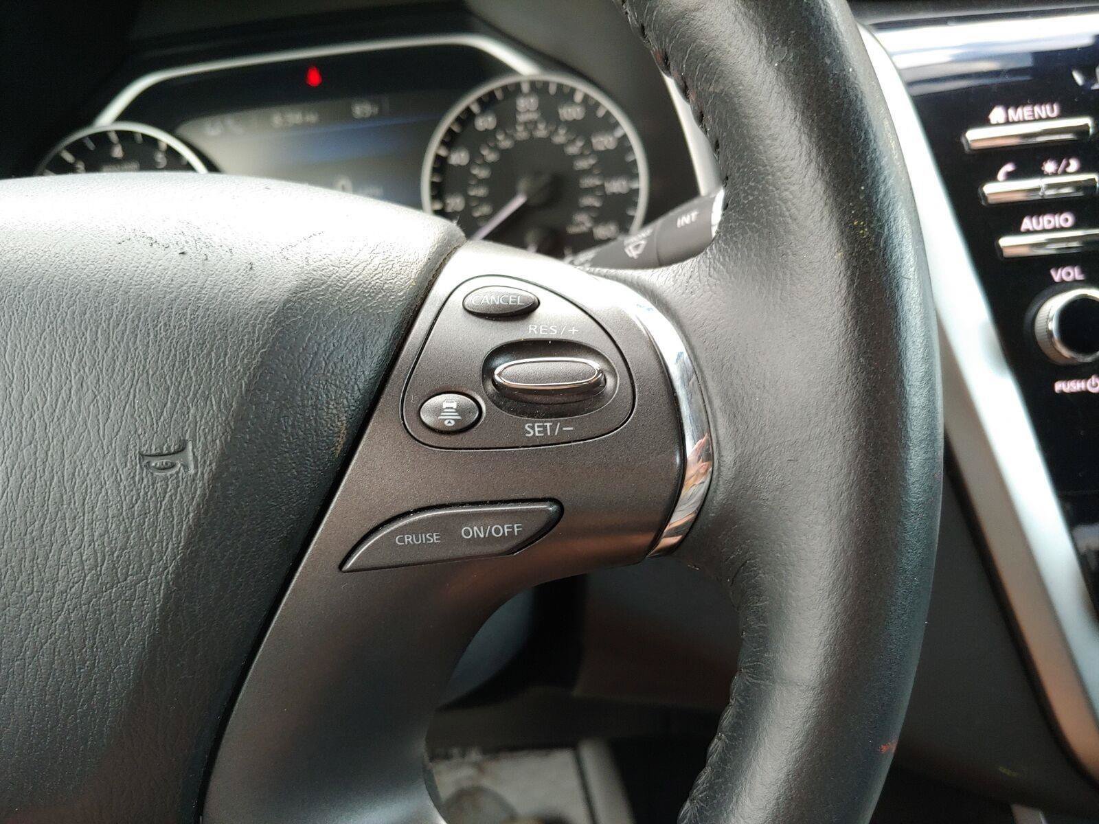 Used 2023 Nissan Murano SV AWD/4WD image 16