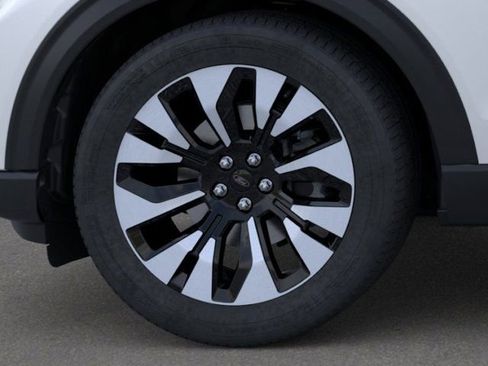 New 2026 Ford Explorer Platinum AWD/4WD image 19