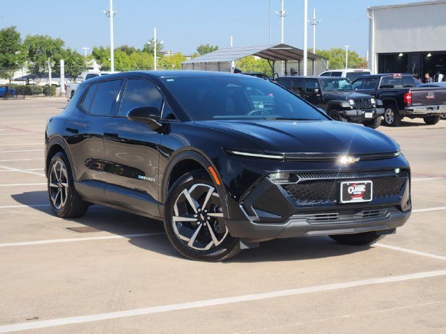 Used 2025 Chevrolet Equinox EV LT FWD image 2