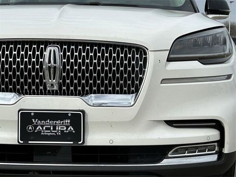 Used 2021 Lincoln Aviator Reserve w/ Elements Package Plus image 8