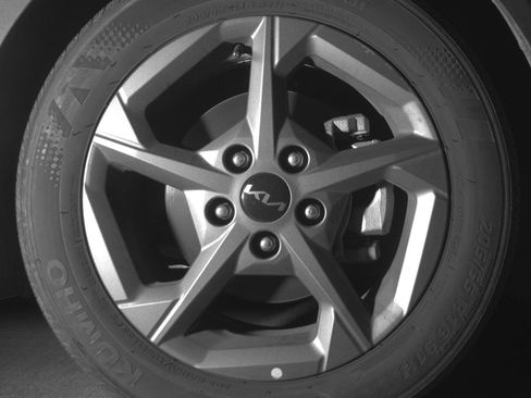 Used 2025 Kia K4 FWD image 13