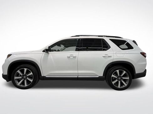 Used 2025 Honda Pilot Elite image 33