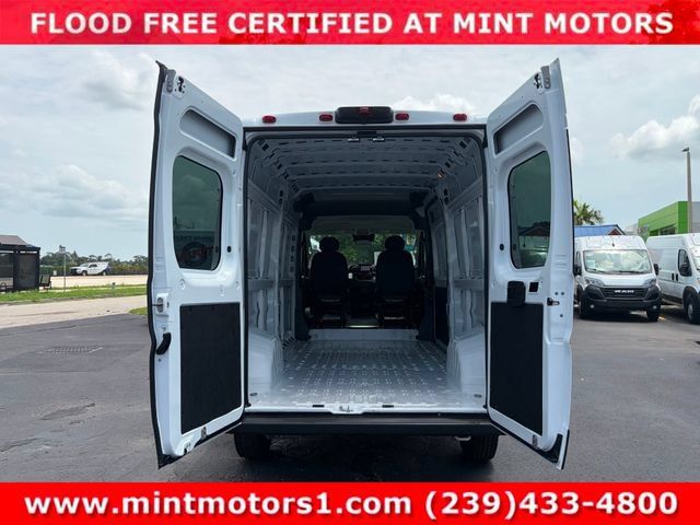 Used 2023 RAM ProMaster 2500 FWD image 8