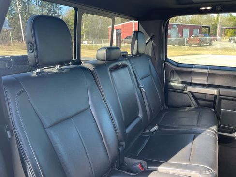 Used 2018 Ford F150 Lariat w/ Equipment Group 502A Luxury image 16