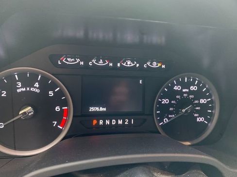 Used 2022 Ford F250 XL w/ Power Equipment Group AWD/4WD image 10