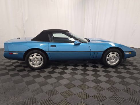 Used 1988 Chevrolet Corvette Base image 6