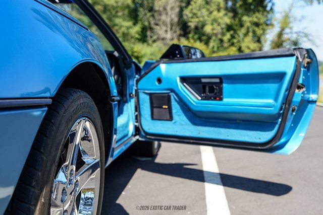 Used 1988 Chevrolet Corvette Convertible RWD image 46