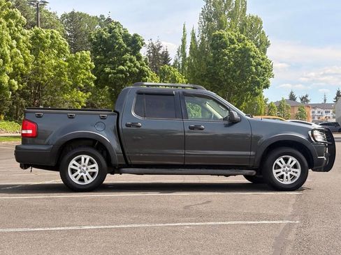 Used 2010 Ford Explorer Sport Trac XLT AWD/4WD image 6