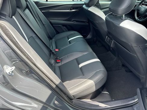 Used 2025 Toyota Camry SE image 15