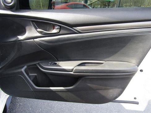 Used 2020 Honda Civic Sport image 24