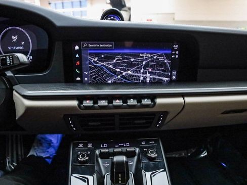 Used 2025 Porsche 911 Carrera 4 GTS image 27