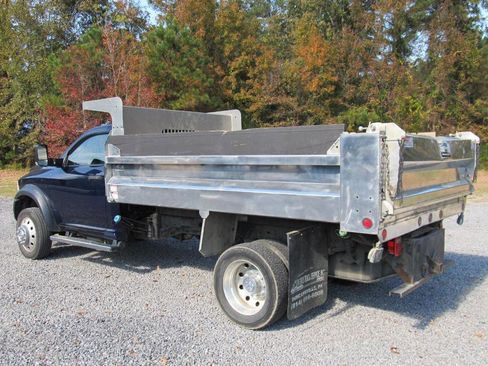 Used 2018 RAM 5500 SLT w/ Quick Order Package 29G SLT image 4