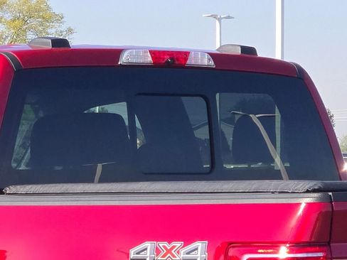 Used 2022 Ford F150 XLT w/ Equipment Group 302A High image 18