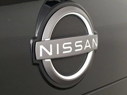 Used 2023 Nissan Rogue SV AWD/4WD image 30