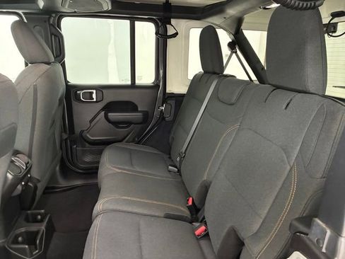 Used 2024 Jeep Wrangler Sport S image 18