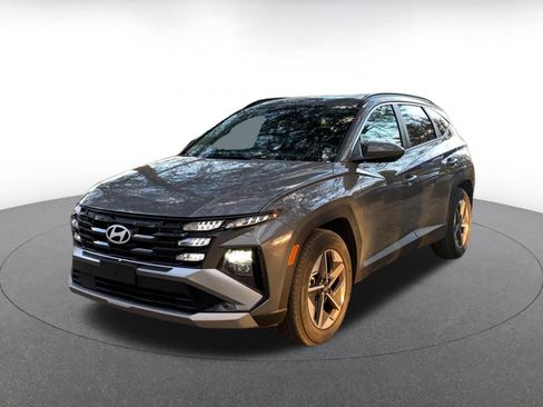 Used 2025 Hyundai Tucson SEL image 3