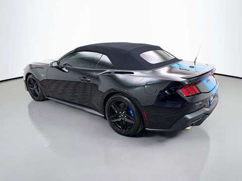 Used 2024 Ford Mustang GT Premium image 5