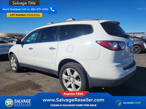 Used 2017 Chevrolet Traverse LT w/ Traveler's Package image 3