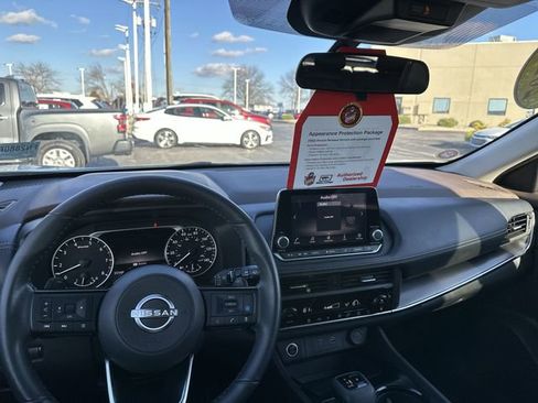 Certified 2023 Nissan Rogue SV w/ SV Premium B Package image 13