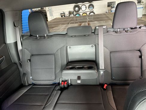 Certified 2024 GMC Sierra 1500 Elevation image 12