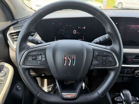 Used 2024 Buick Encore GX Sport Touring w/ Advanced Technology Package image 16