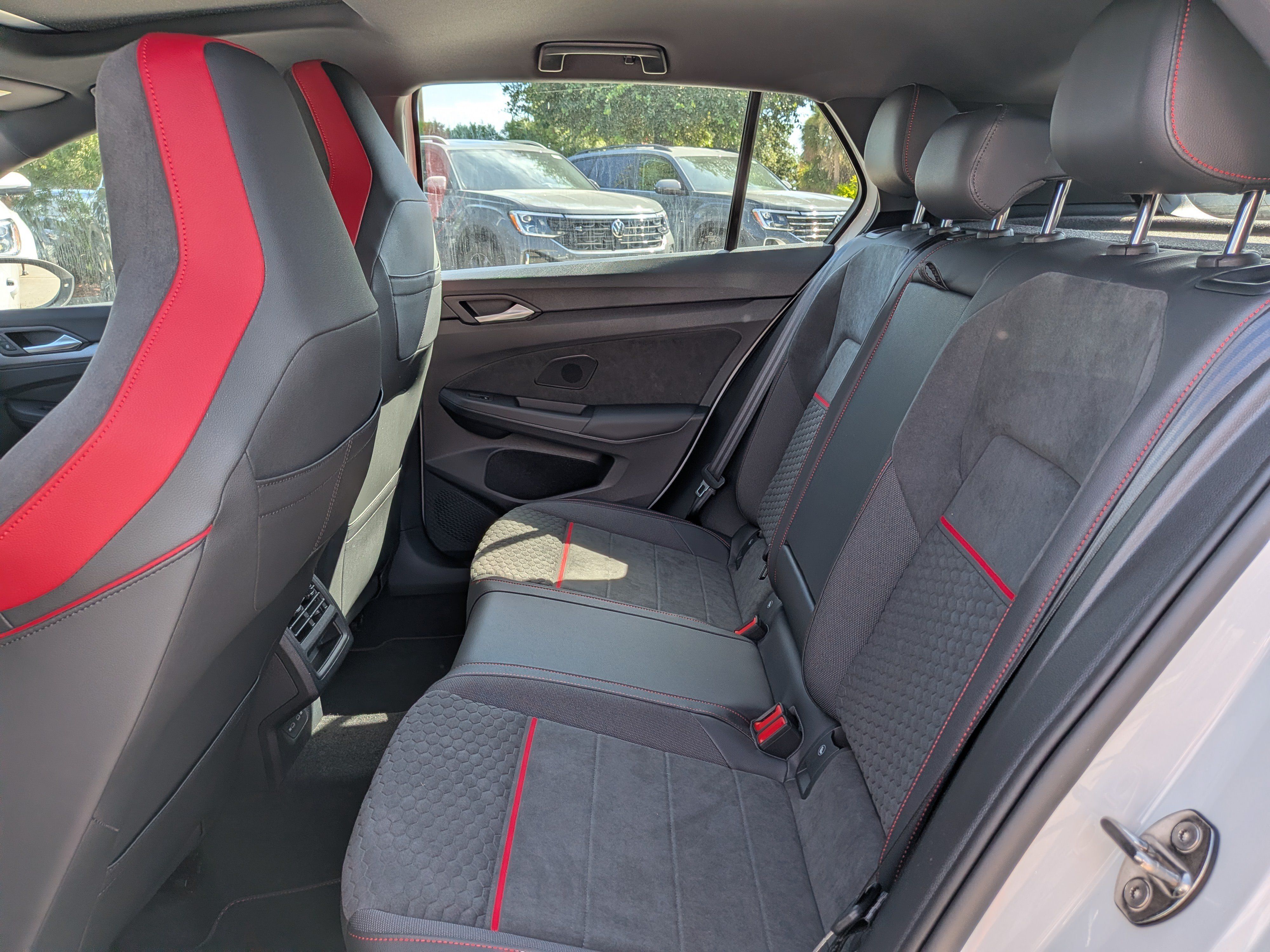 New 2026 Volkswagen GTI SE FWD image 13