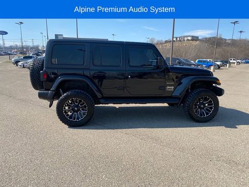 Used 2021 Jeep Wrangler Unlimited Sahara w/ Uconnect 4C Nav & Sound Group image 7
