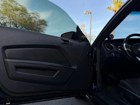Used 2014 Ford Mustang Coupe image 34