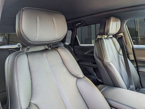 New 2026 Cadillac Lyriq Luxury image 20