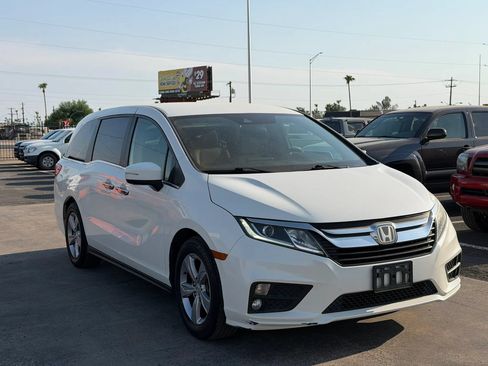 Used 2018 Honda Odyssey EX image 13