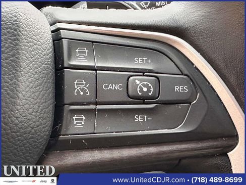 Used 2022 Jeep Grand Cherokee L Limited image 26
