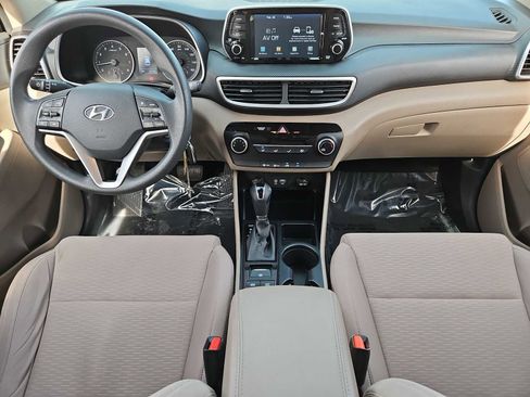 Used 2019 Hyundai Tucson SE image 15