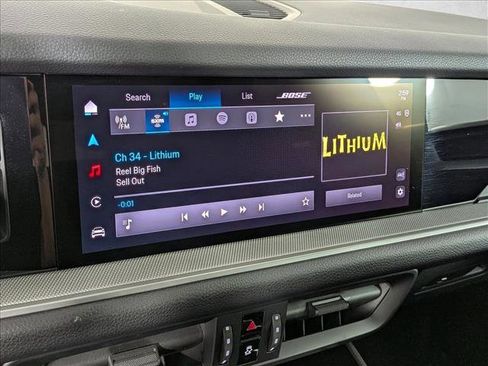 Certified 2025 Porsche Cayenne image 17