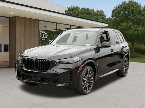New 2026 BMW X5 xDrive50e w/ Executive Package image 2