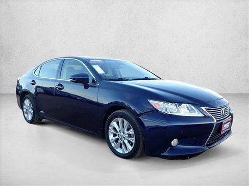 Used 2013 Lexus ES 300h Hybrid image 4