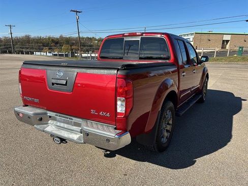 Used 2015 Nissan Frontier SL w/ Moonroof Package image 4