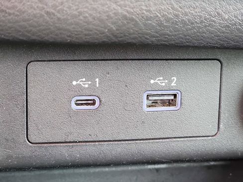 Used 2021 Nissan Rogue S image 23