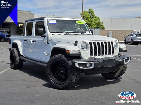 Used 2022 Jeep Gladiator Overland w/ Trailer Tow Package AWD/4WD image 1